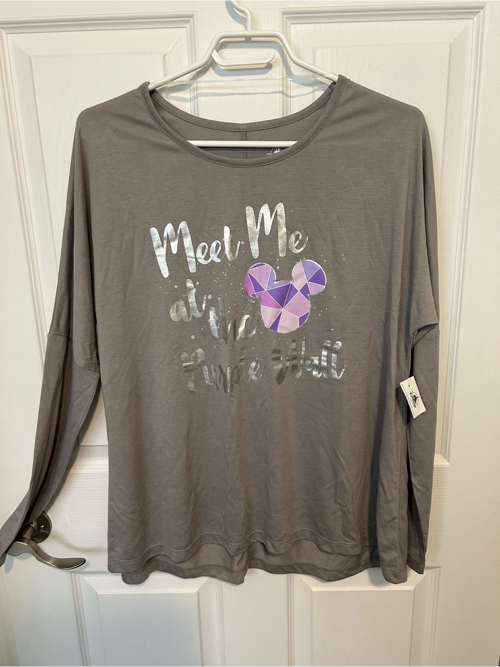 Gray Long-sleeve Meet me at the purple Wall, Disney Park official